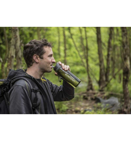 Water filter bottle + charcoal