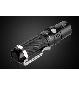 Lampe torche 800 lumens LED PD25R