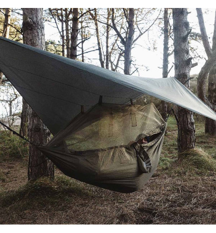 Hamac Moustiquaire et abri Crusader Highlander ambiance
