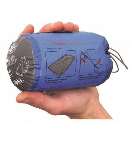 Moustiquaire simple Nano  Sea To Summit dans la main