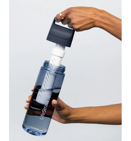 Gefilterter Kürbis LifeStraw GO 1L Ambiente 2