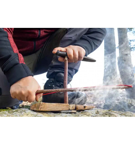 Navaja bushcraft fuego Victorinox Venture Pro