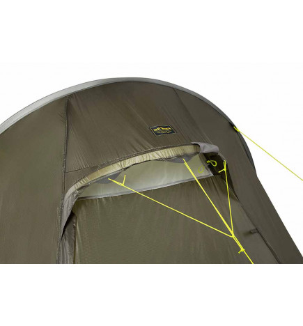 Gargia 2 Tatonka 2-person tent opening