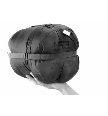 Sac de couchage Sleeper Extreme Noir emballé