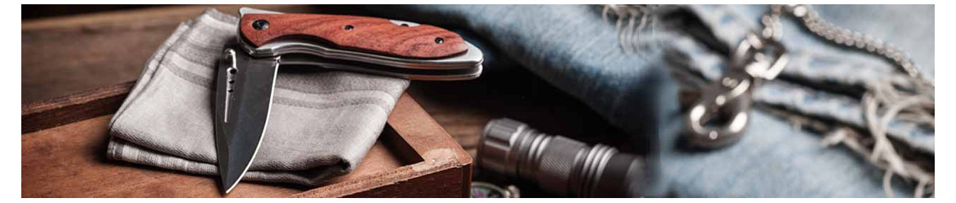 Couteaux pliants ou couteaux de poche et canifs
